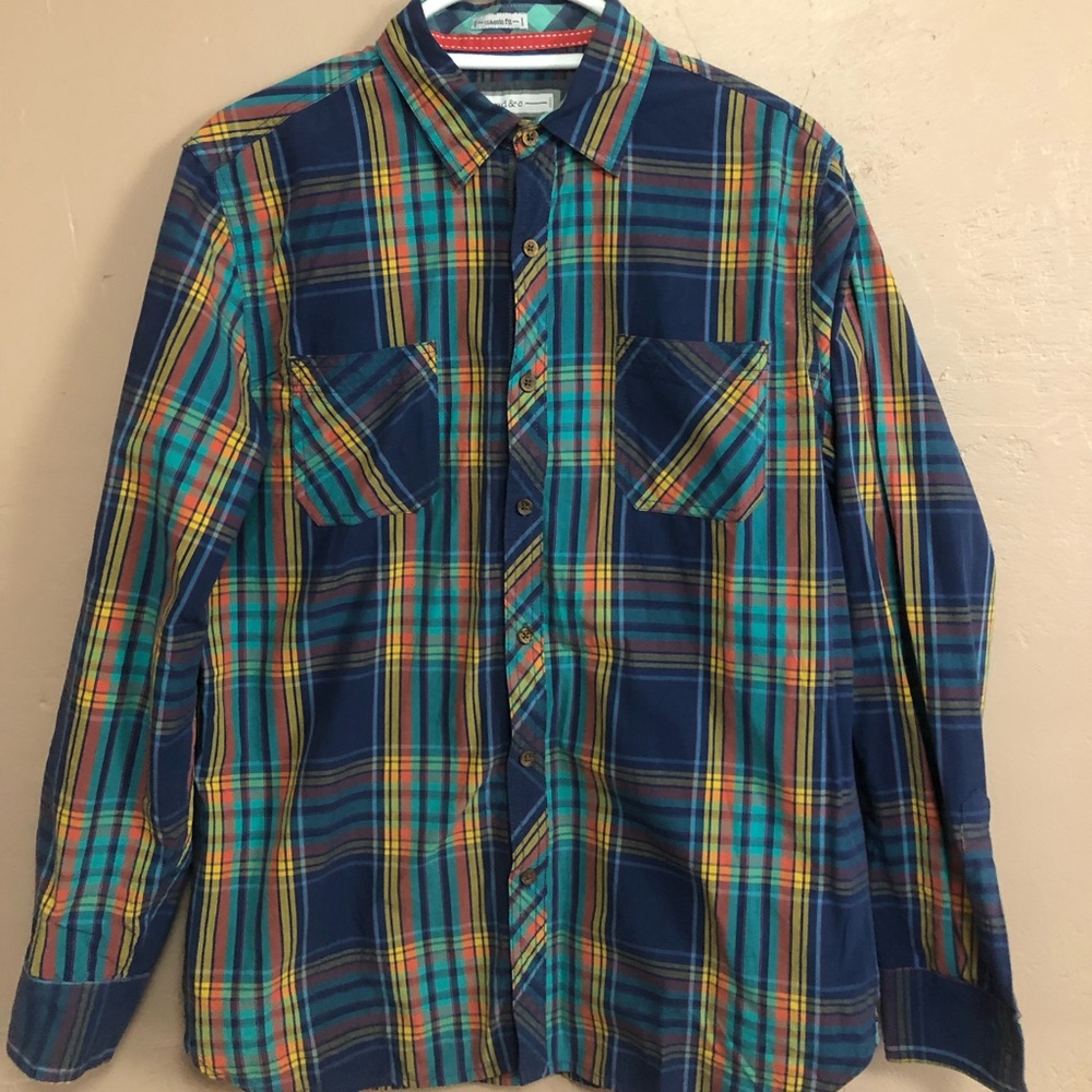 Medium used slim fit plaid shirt